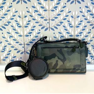 New coach Holden crossbody with Camo print limited edition C9972 MSRP $350